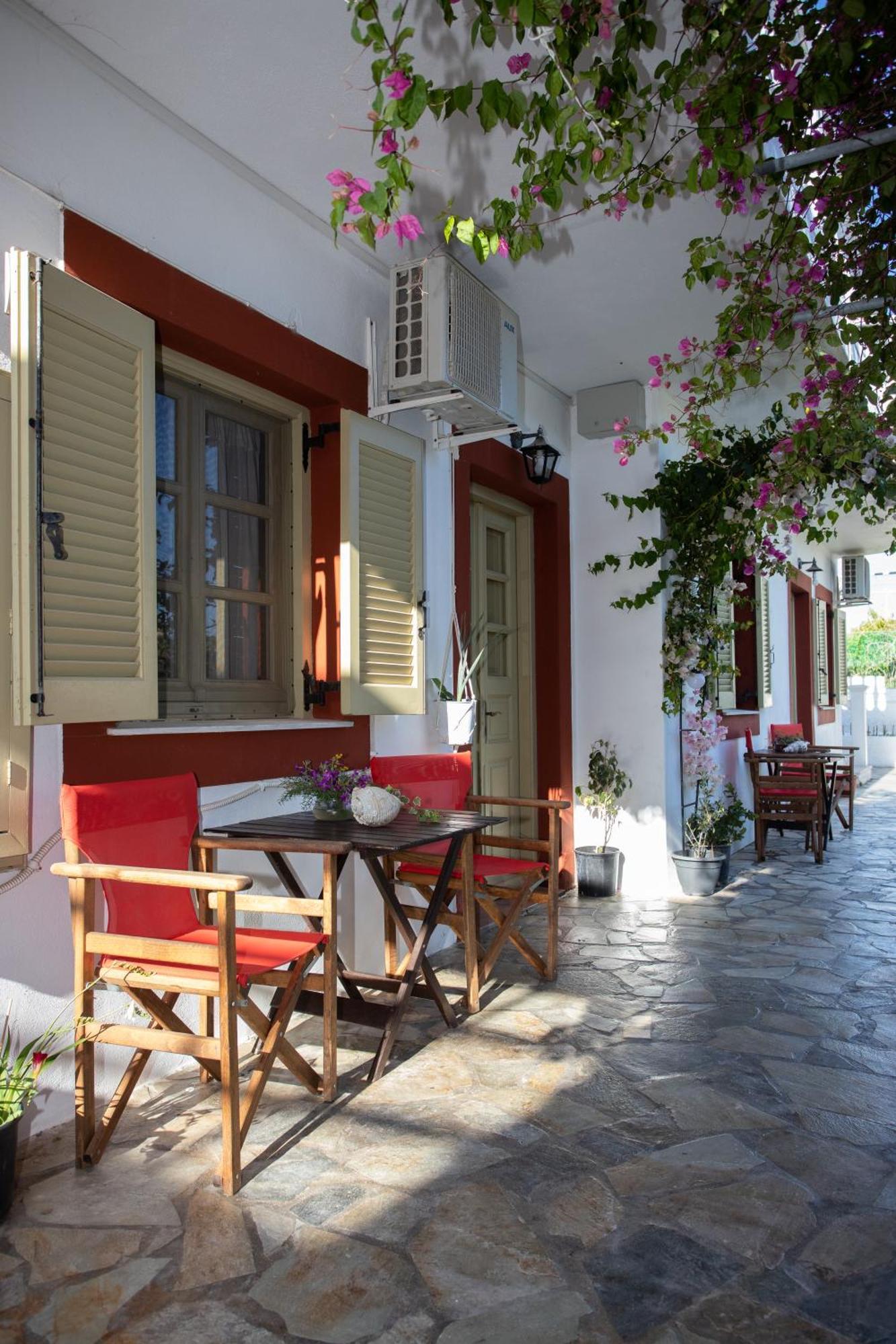 Flowers Studios Skála Dış mekan fotoğraf